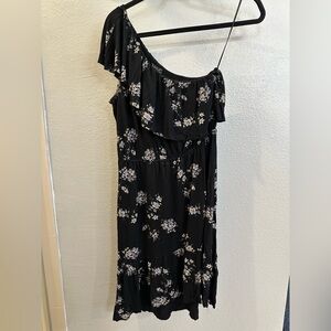 3 for $10. Lucky Brand Black Floral One Shoulder Dress